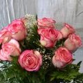 12 rosas rosa extra de tallo corto
excepto en San Valentin